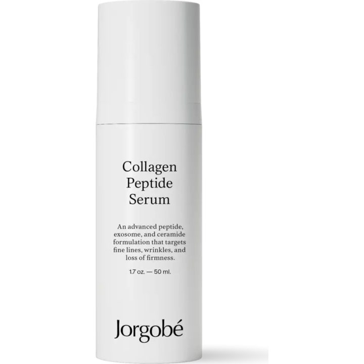 Jorgobé Multi-Peptide Filler Serum 50 ml udglattende ansigtsserum mod rynker i hvid minimalistisk pumpeflaske
