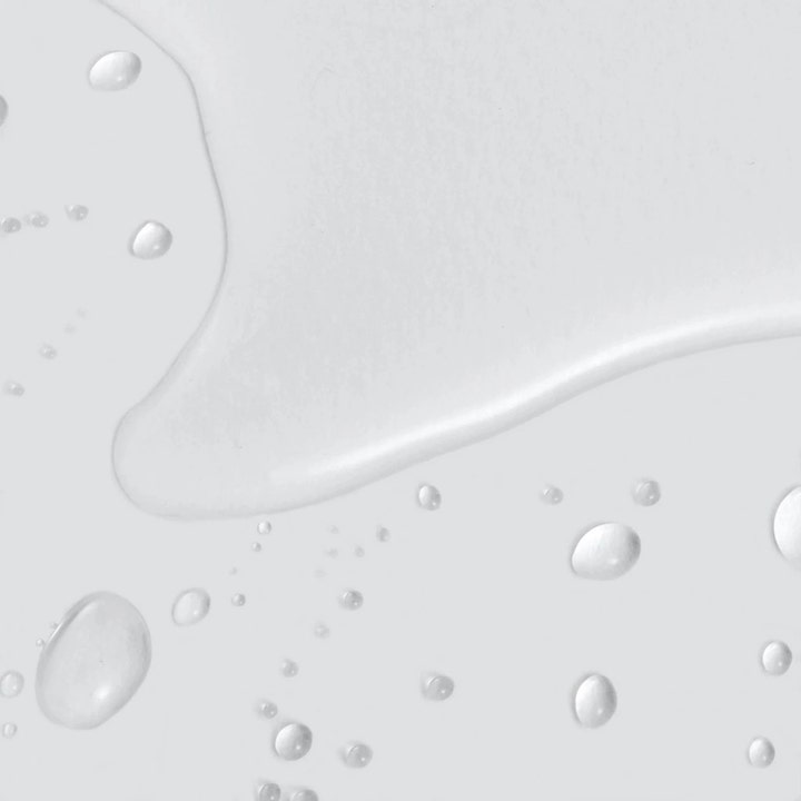 Dermalogica Retinol Clearing Oil 30 ml ansigtsolie med en klar og let flydende tekstur med dråber