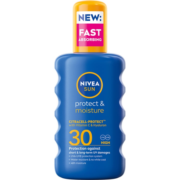 Nivea Sun Protect & Moisture SPF 30 fugtgivende solcreme i blå plastflaske med bølget greb og gul sprayhætte