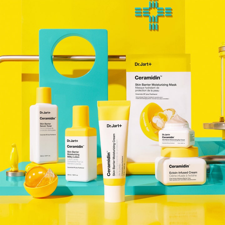 Dr.Jart+ Ceramidin Skin Barrier Moisturizing Eye Cream 15 ml fugtgivende øjencreme i åben krukke med synlig tekstur