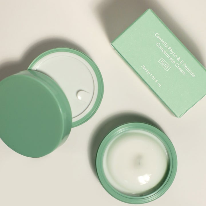 haruharu wonder Centella Phyto & 5 Peptide Concentrate Cream 30 ml fugtgivende ansigtscreme i mintgrøn krukke og refill