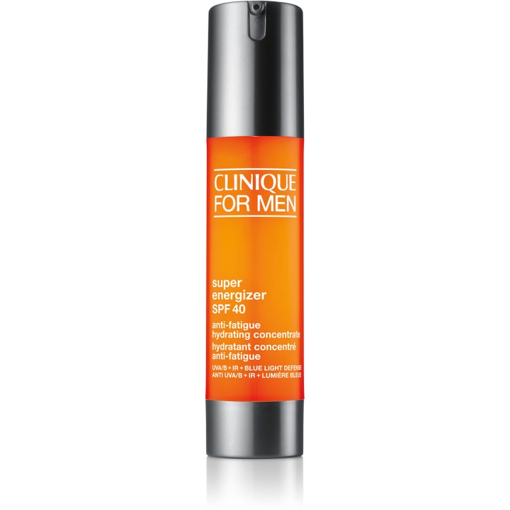 Clinique For Men Super Energizer SPF 40 fugtgivende koncentrat mod træthedstegn i orange beholder med grå pumpe