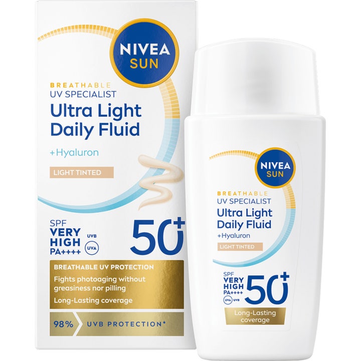 Nivea Sun Ultra Light Daily Fluid SPF 50+ 40 ml fugtgivende solcreme i hvid tube med matchende æske