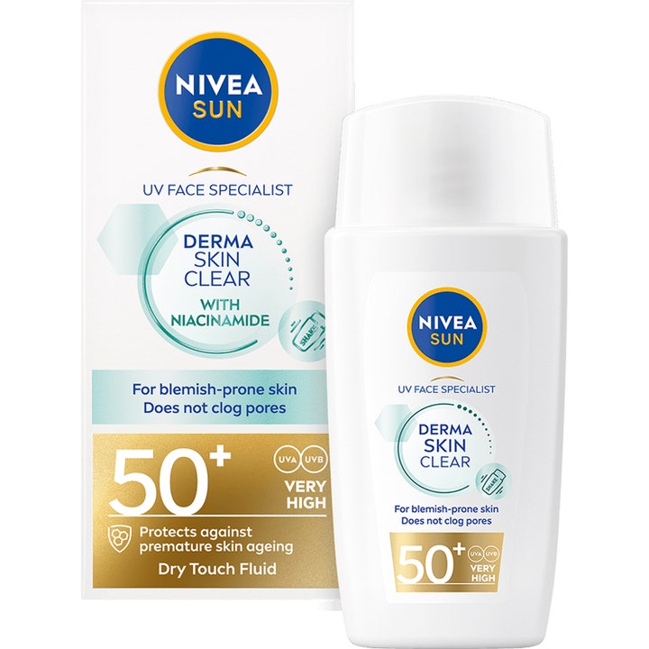 Nivea Sun UV Face Specialist Derma Skin Clear SPF 50+ solcreme mod urenheder i hvid flaske og papæske