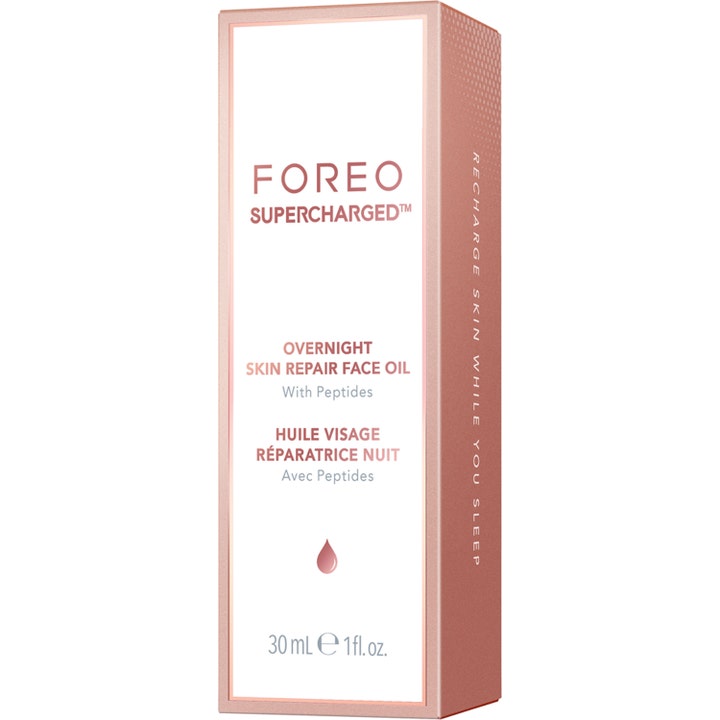 FOREO SUPERCHARGED Overnight Skin Repair Face Oil 30 ml genopbyggende ansigtsolie med peptider i roseguld æske