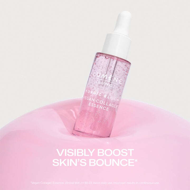 Lumene Vegan Collagen Essence 30 ml serum giver spændstighed i en lyserød glasflaske med hvid pipette