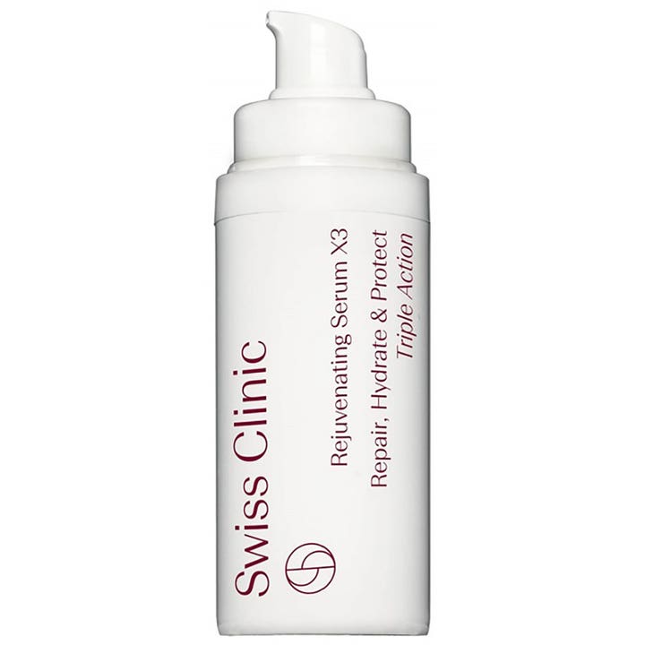 Swiss Clinic Rejuvenating Serum X3 fugtgivende ansigtsserum i hvid pumpeflaske der genopbygger og beskytter