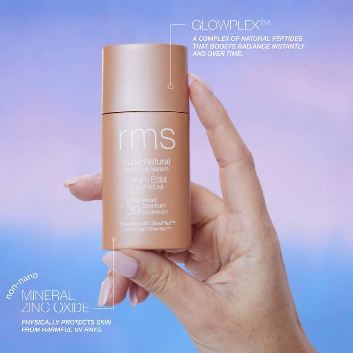RMS Beauty SuperNatural Tinted Serum 30 ml giver glød med SPF 30 og mineral zinc oxide i rose guld flaske