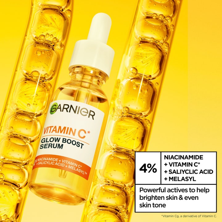Garnier SkinActive Vitamin C Glow Boost Serum 30ml giver glød med niacinamid, salicylsyre og vitamin C fra citron