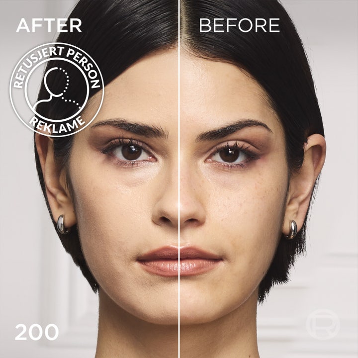 Infaillible 24H Fresh Wear Foundation in a Powder