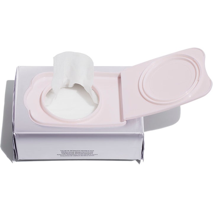 Shiseido Essential Line Refreshing Cleansing Sheets 30 stk renseservietter fjerner makeup fra lyserød pakke med åbent låg