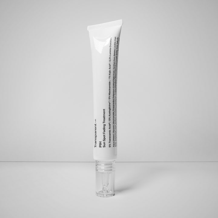 Niche Beauty Lab Transparent Lab P.I.H Sun Spot Fading Treatment 30 ml mod pigmentpletter i hvid tube med klart låg