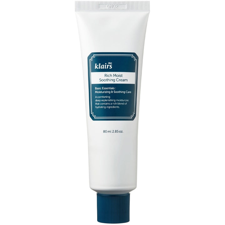 Klairs Rich Moist Soothing Cream 80 ml beroligende ansigtscreme i hvid tube med blåt låg