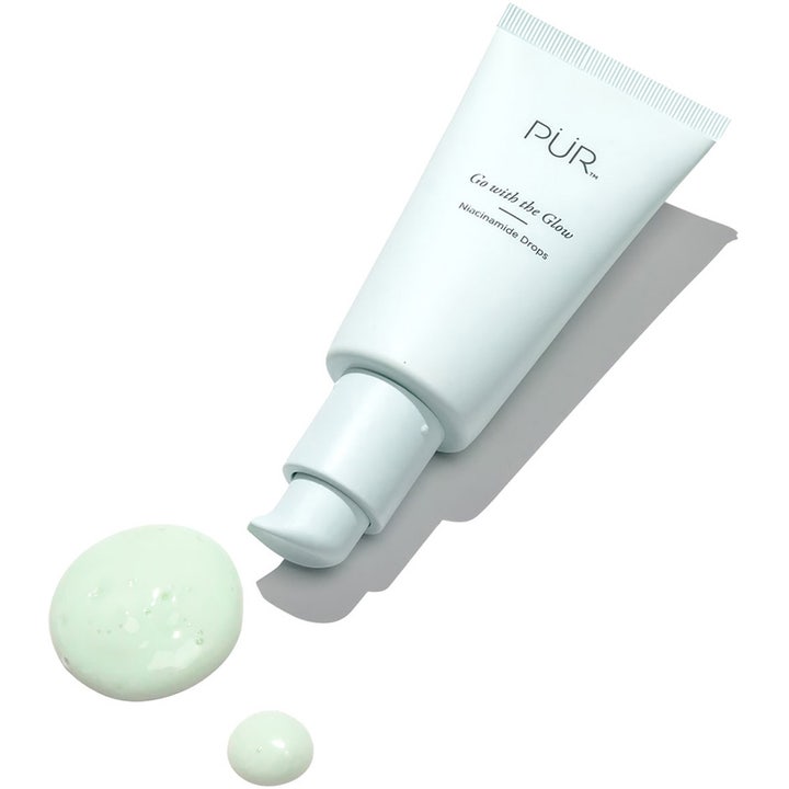 PÜR Go With The Glow Niacinamide Drops 30 ml serum giver glød i en mintgrøn tube med let grøn gel-tekstur