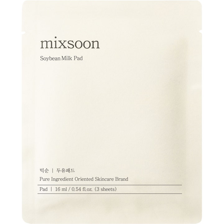Mixsoon Soybean Milk Pad 16 ml fugtgivende sheet mask i en enkel cremefarvet sachet med tre pads
