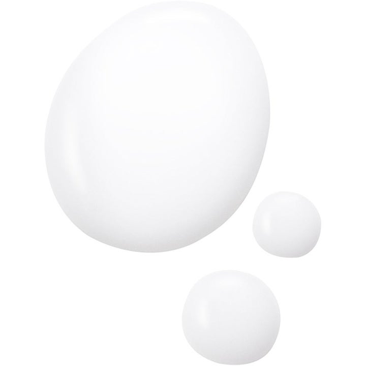 Sensai Cellular Cleanse & Care hudpleje med niacinamid i en hvid cremet konsistens vist som bløde dråber
