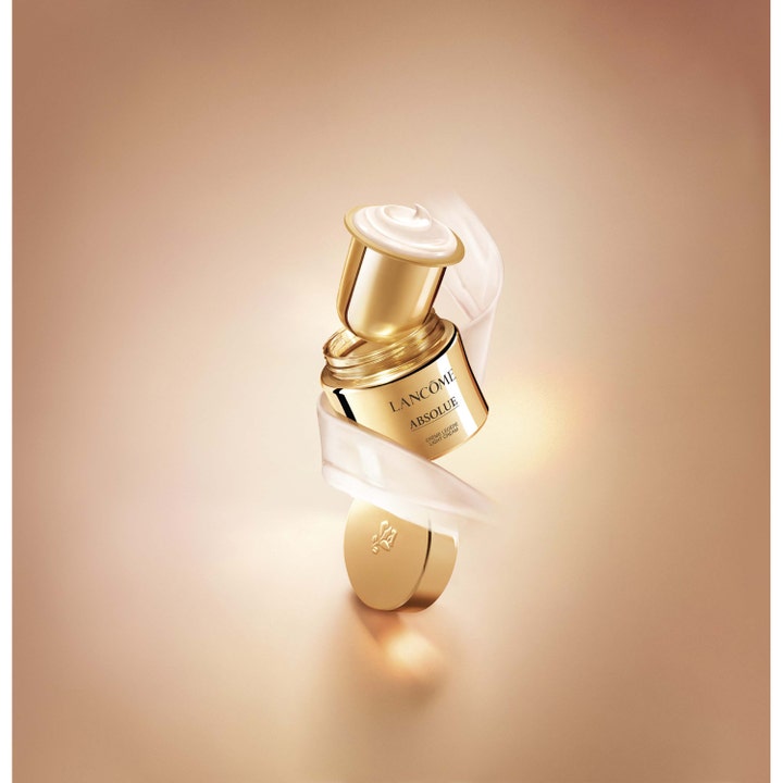 Lancôme Absolue Light Cream Refill 30 ml fugtgivende dagcreme med cremet hvid tekstur i en eksklusiv guldbeholder
