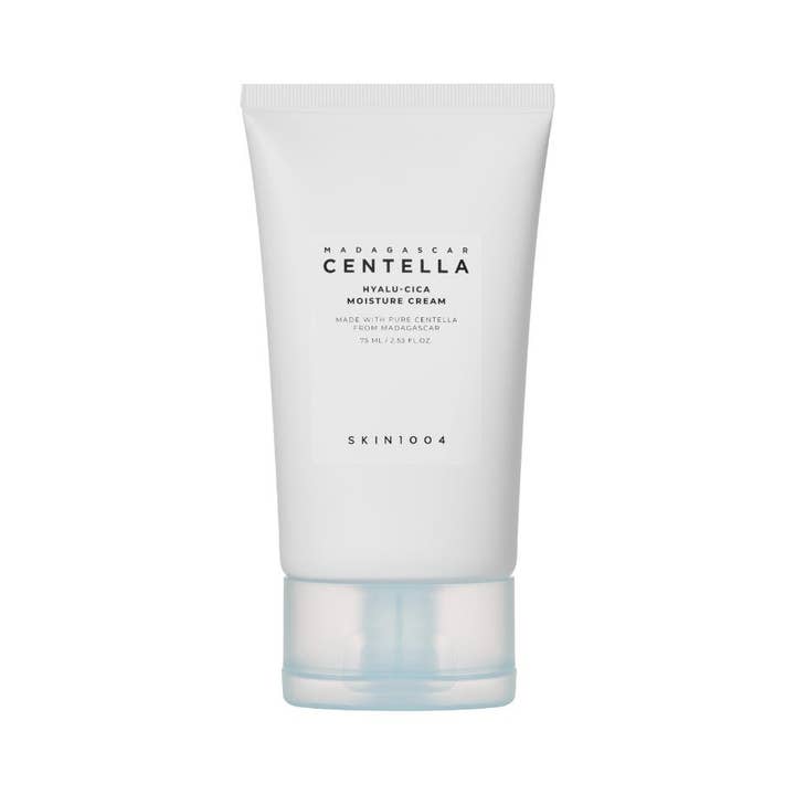SKIN1004 Madagascar Centella Hyalu-Cica Moisture Cream 75 ml fugtighedscreme i hvid tube med lyseblåt låg