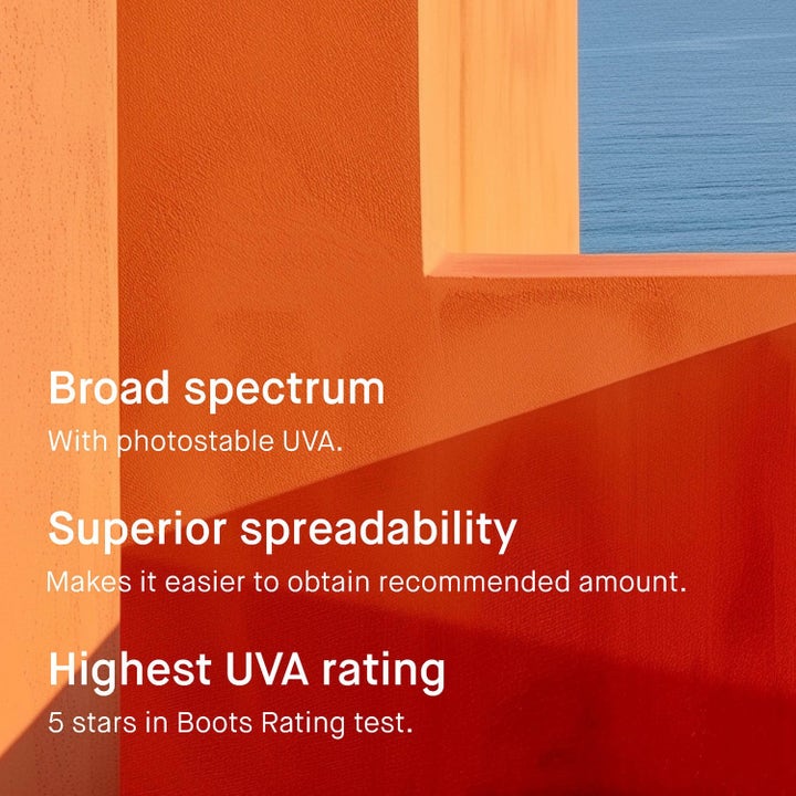 EVY Technology Sunscreen Mousse For Kids SPF50 Duo solcreme med tekst om 5-stjernet UVA og nem påføring.