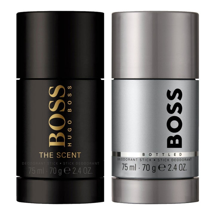 Hugo Boss The Scent og Bottled 75 ml deodorant sticks giver friskhed i mat sort og sølvgrå emballage med logo.
