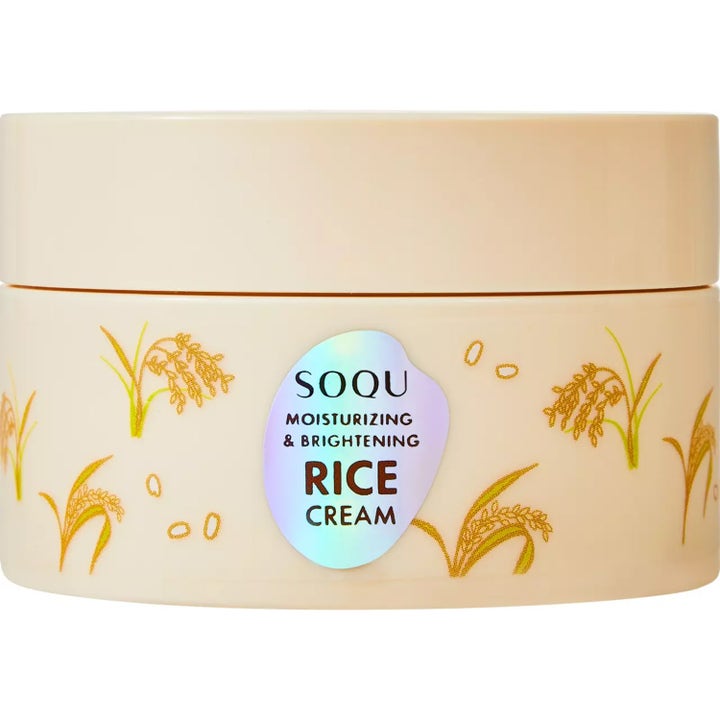 SOQU Moisturizing & Brightening Rice Cream 70ml fugtgivende ansigtscreme i beige krukke med gyldne risillustrationer