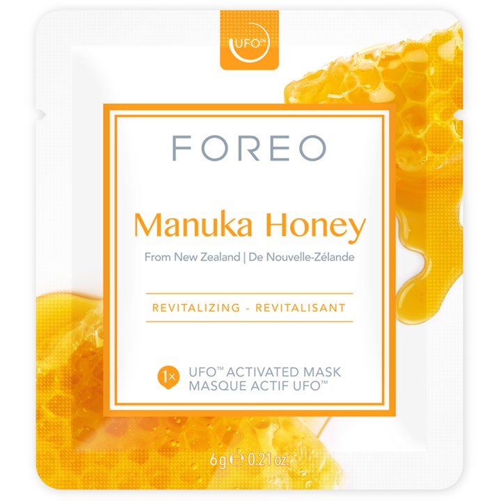 FOREO UFO Mask Manuka Honey 6 g revitaliserende sheet mask i hvid sachet med motiver af flydende honning