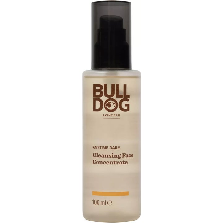 Bulldog Anytime Daily Cleansing Face Concentrate 100 ml opfriskende ansigtsrens i mat plastflaske med sort pumpe