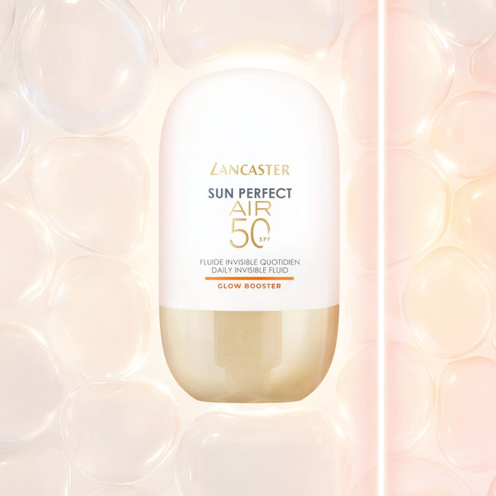 Sun Perfect AIR Daily Invisible Fluid Glow Booster SPF50