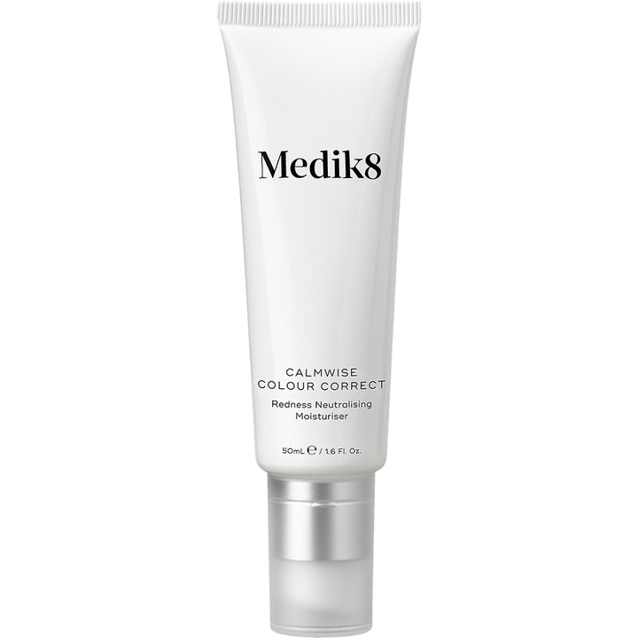 Medik8 Calmwise Colour Correct 50ml beroligende ansigtscreme mod rødme i hvid tube med sølvfarvet pumpe