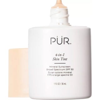PÜR 4-in-1 Skin Tint Foundation SPF50