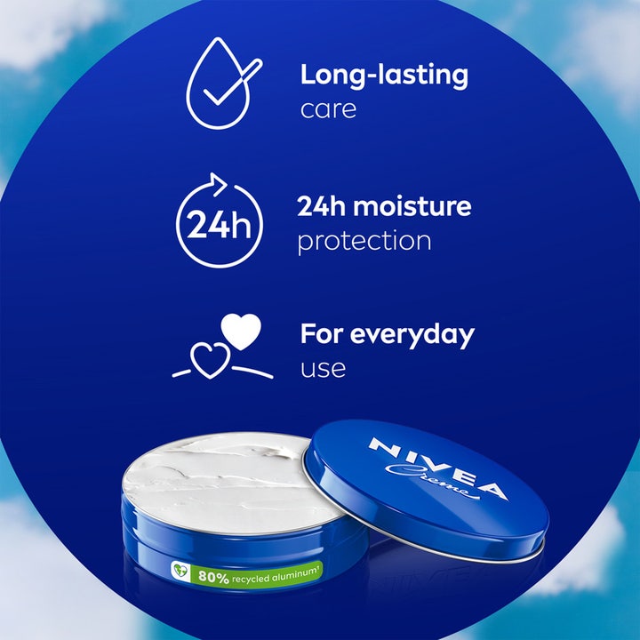 NIVEA Creme 150 ml fugtgivende bodylotion i åben blå dåse af genanvendt aluminium giver 24 timers fugtbeskyttelse.