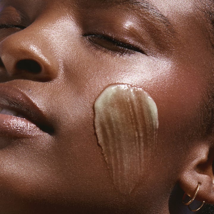 KORA Organics Active Algae Melting Cleansing Balm 30 g rensende balm med en grønlig smeltende tekstur der giver glød