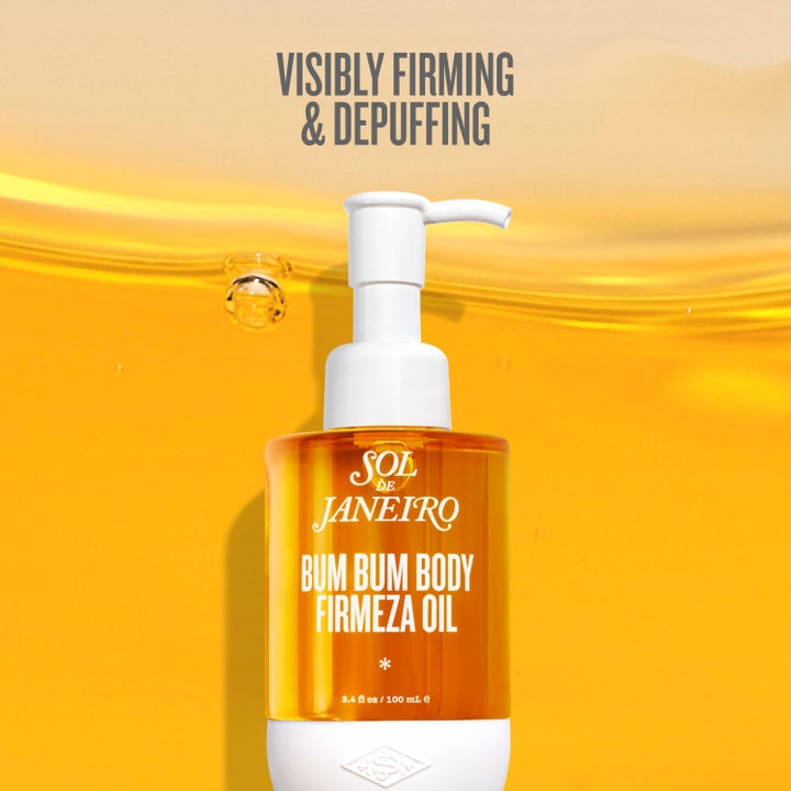 Sol de Janeiro Bum Bum Body Firmeza Oil 100 ml opstrammende kropsolie i flaske med hvid pumpe og guld.