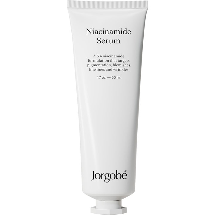 Jorgobé Niacinamide Serum 50 ml udglattende ansigtsserum i hvid tube til urenheder og rynker.
