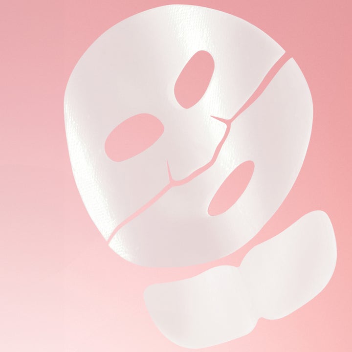 Torriden CELLMAZING Firming Gel Mask 1 stk opstrammende gelmaske i hvide geldele mod en lyserød baggrund