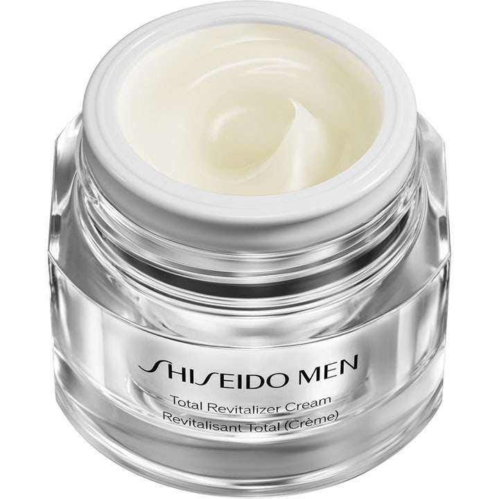 Shiseido Men Total Revitalizer Cream 30 ml opstrammende ansigtscreme i glaskrukke med cremet hvid tekstur