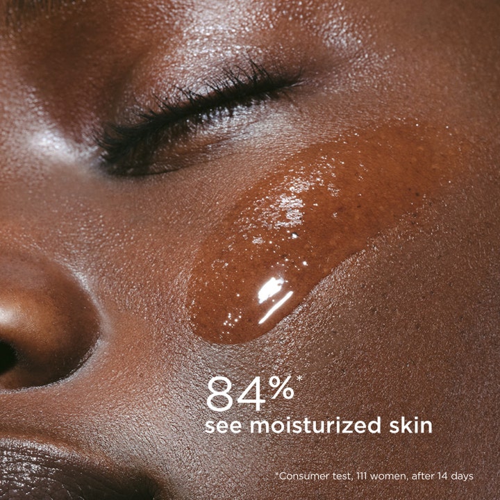 Clarins Hydrating Toning Lotion 200 ml fugtgivende toner giver fugt vist på huden med teksten 84% see moisturized skin