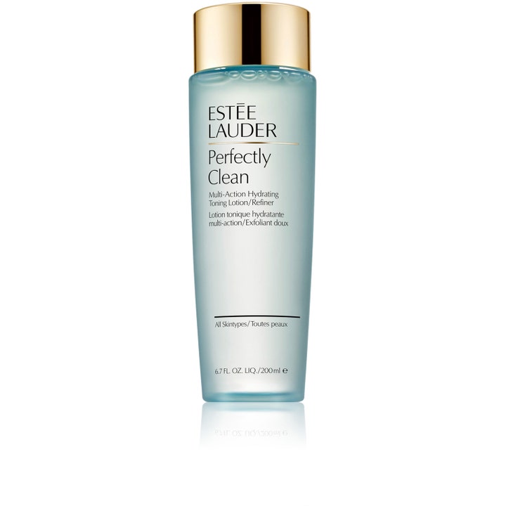 Estée Lauder Perfectly Clean Toning Lotion 200 ml fugtgivende skintonic i en lyseblå flaske med guldlåg.
