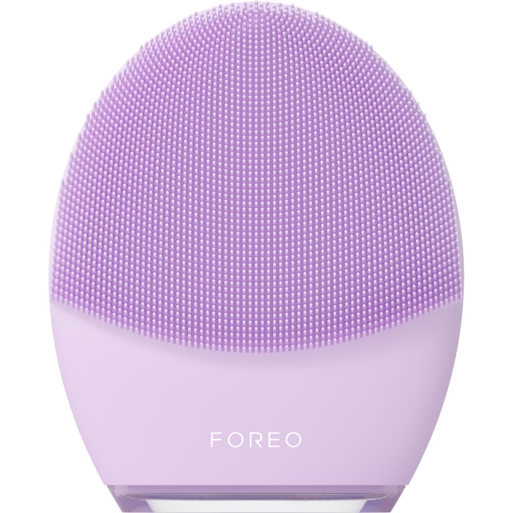 Foreo Luna 4 Sensitive Skin ansigtsrensebørste i lavendelfarvet silikone der giver en skånsom dybderens