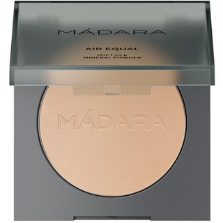 MÁDARA AIR EQUAL Soft Silk Mineral Powder