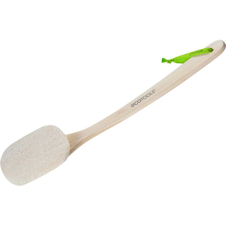 Ecotools Loofah Bath Brush 1 stk eksfolierende rygbørste med lyst træskaft og en cremehvid loofah-svamp