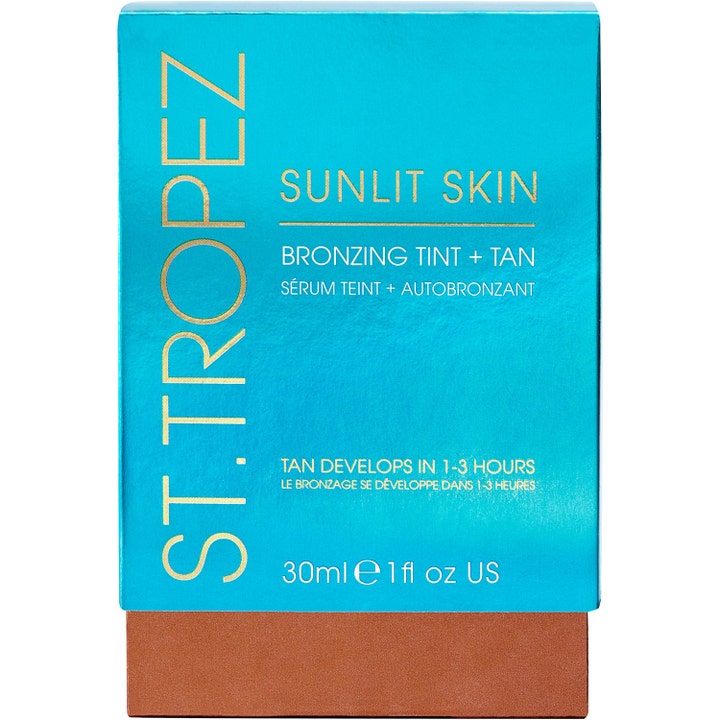 St.Tropez Self Tan Express Sunlit Skin 30 ml ansigtsserum i turkis emballage med guldfarvet tekst