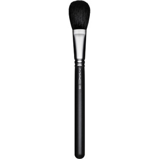 MAC Cosmetics 129S Powder/Blush Brush