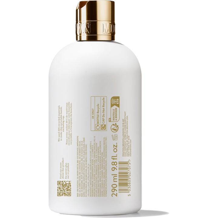 Molton Brown Milk Musk Bath & Shower Gel 300 ml kropsvask bagsiden af den hvide flaske med ingrediensliste og symboler