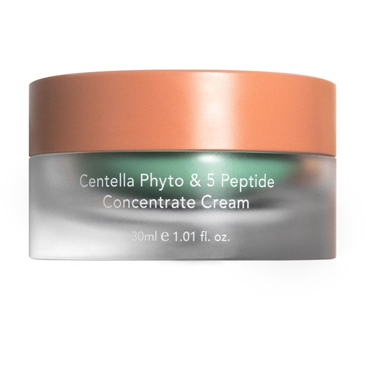 haruharu wonder Centella Phyto & 5 Peptide Concentrate Cream 30 ml ansigtscreme i frostet glas med kobberlåg og grønt indre.