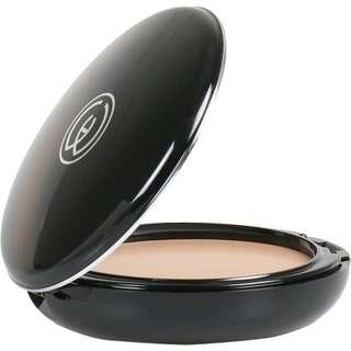 Maria Åkerberg Compact Foundation