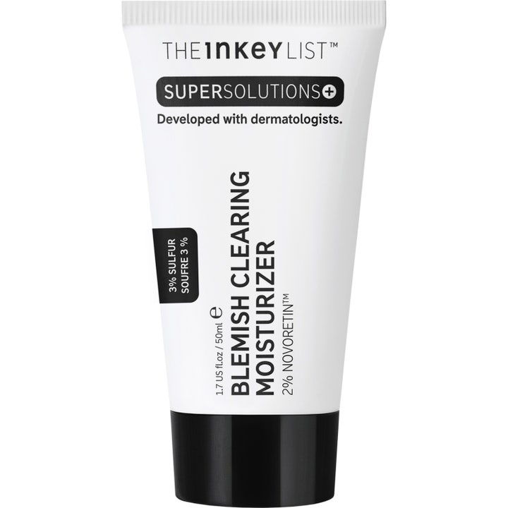The Inkey List Blemish Clearing Moisturizer 50 ml fugtighedscreme mod urenheder i hvid tube med sort skruelåg