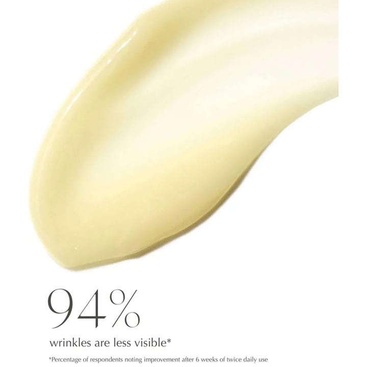 Exuviance Lift Volumizing Concentrate 50 g serum mod rynker med gul cremet tekstur og teksten 94% wrinkles are less visible.