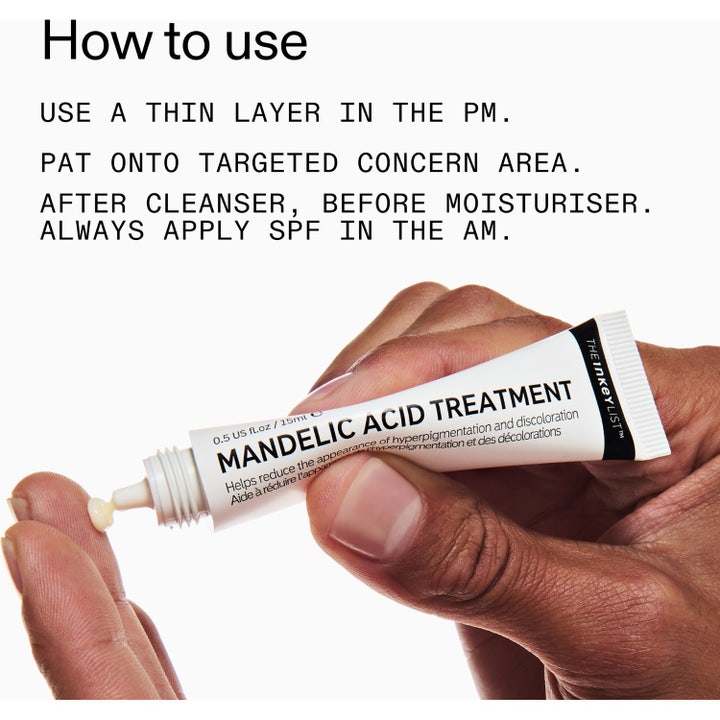 The INKEY List Mandelic Acid Treatment 15 ml serum mod hyperpigmentering påføres fra hvid tube