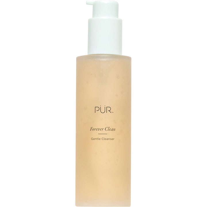 PÜR Forever Clean 120ml beroligende ansigtsrens i frostet flaske med hvid pumpe og ferskenfarvet indhold